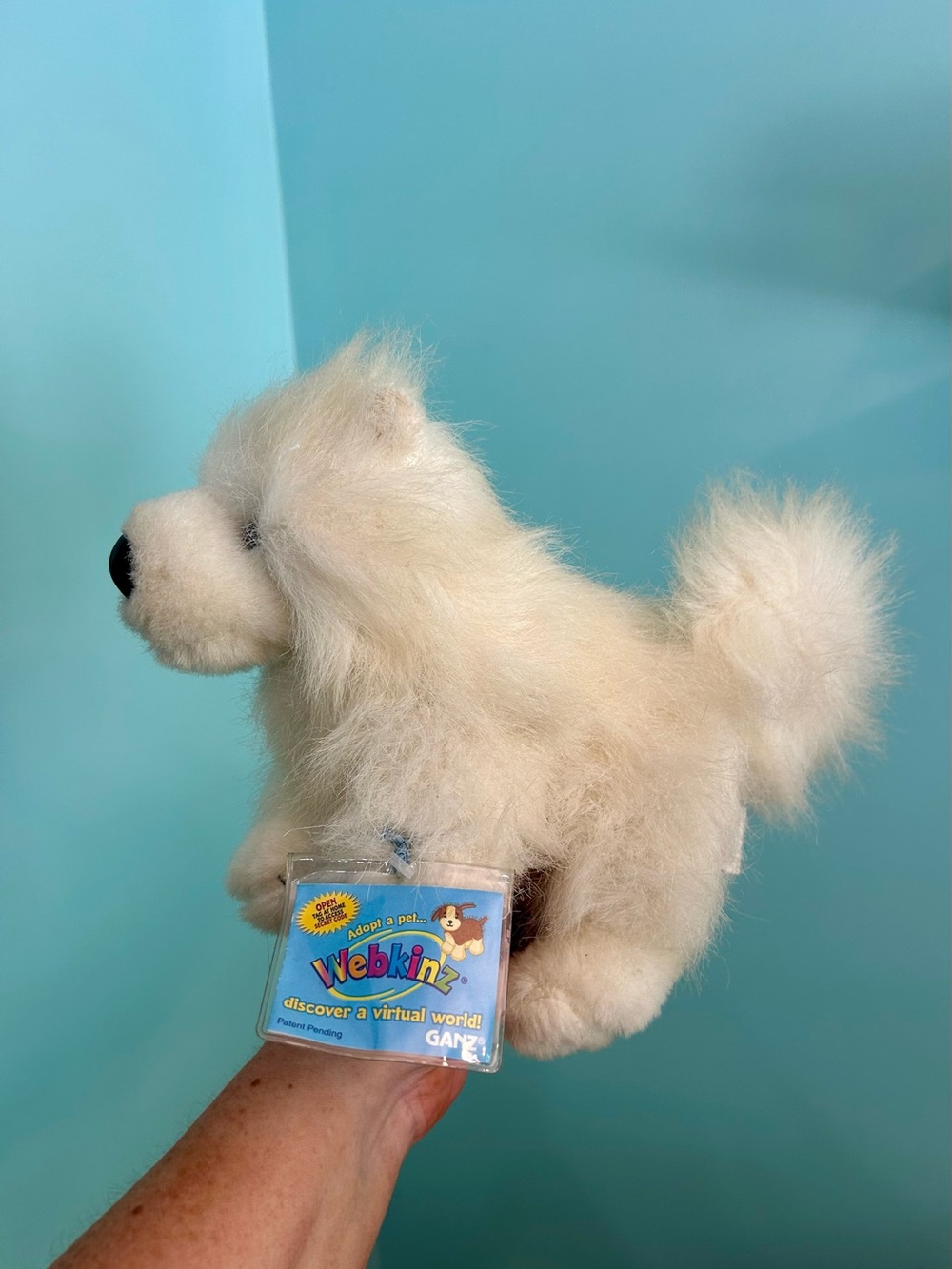 RETIRED WEBKINZ SAMOYED WITH SEALED CODE BY GANZ